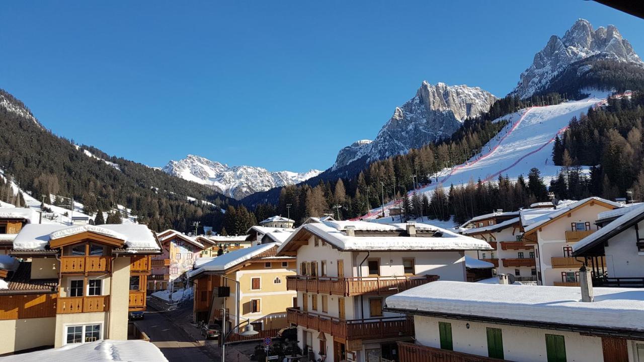 Casa Paola Apartment Pozza di Fassa Ngoại thất bức ảnh
