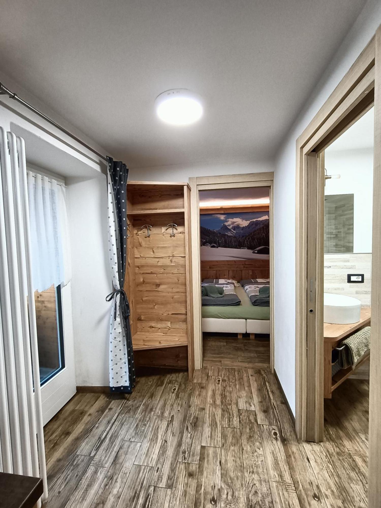 Casa Paola Apartment Pozza di Fassa Ngoại thất bức ảnh